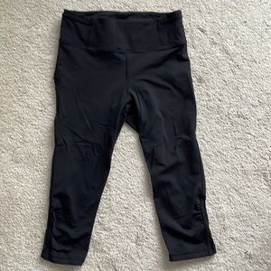 Lululemon Cropped 16” inseam Leggings
